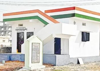 Indiramma Illu Sceme 2025:  ఇందిరమ్మ ఇళ్ల అర్హుల జాబితా సిద్ధం. 2.10 లక్షల మందికి లబ్ధి.. మీరు లిస్టులో ఉన్నారా?…